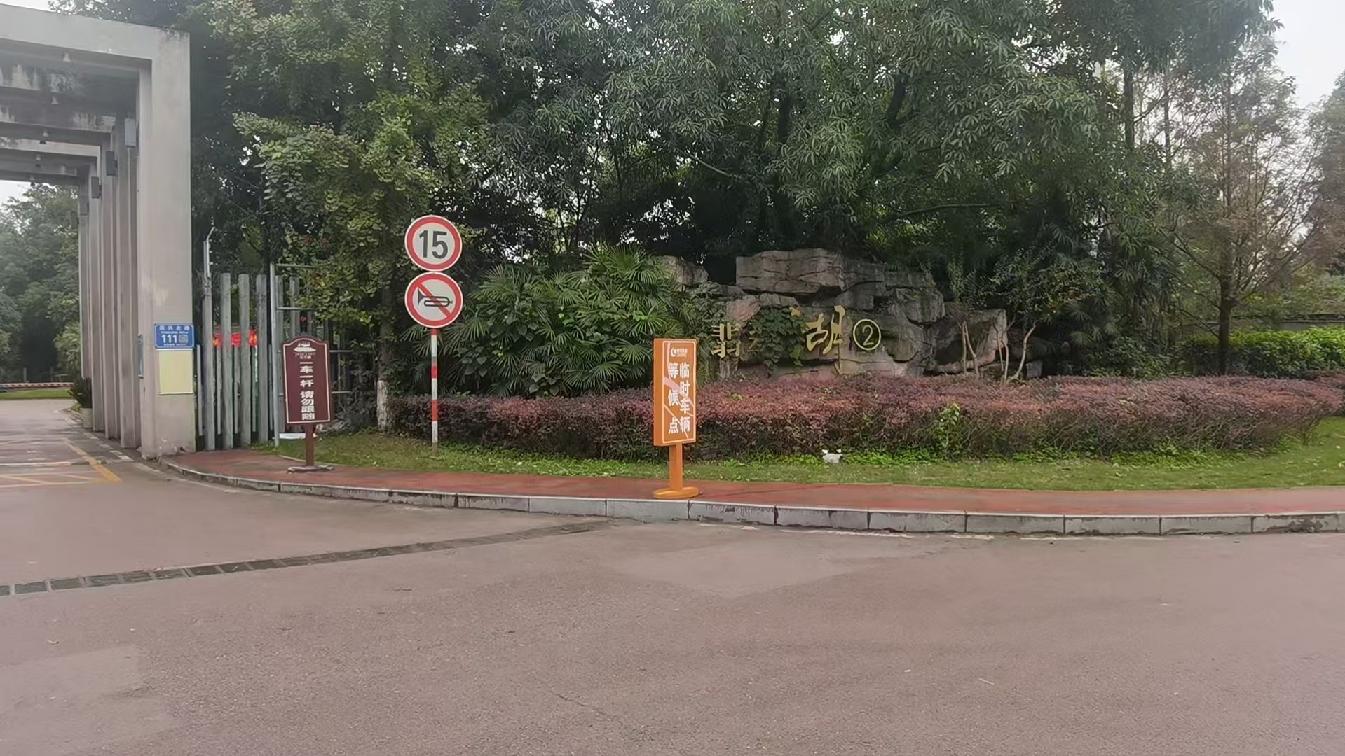 d90c5b36bb5d2e033ae5567487442ac.jpg